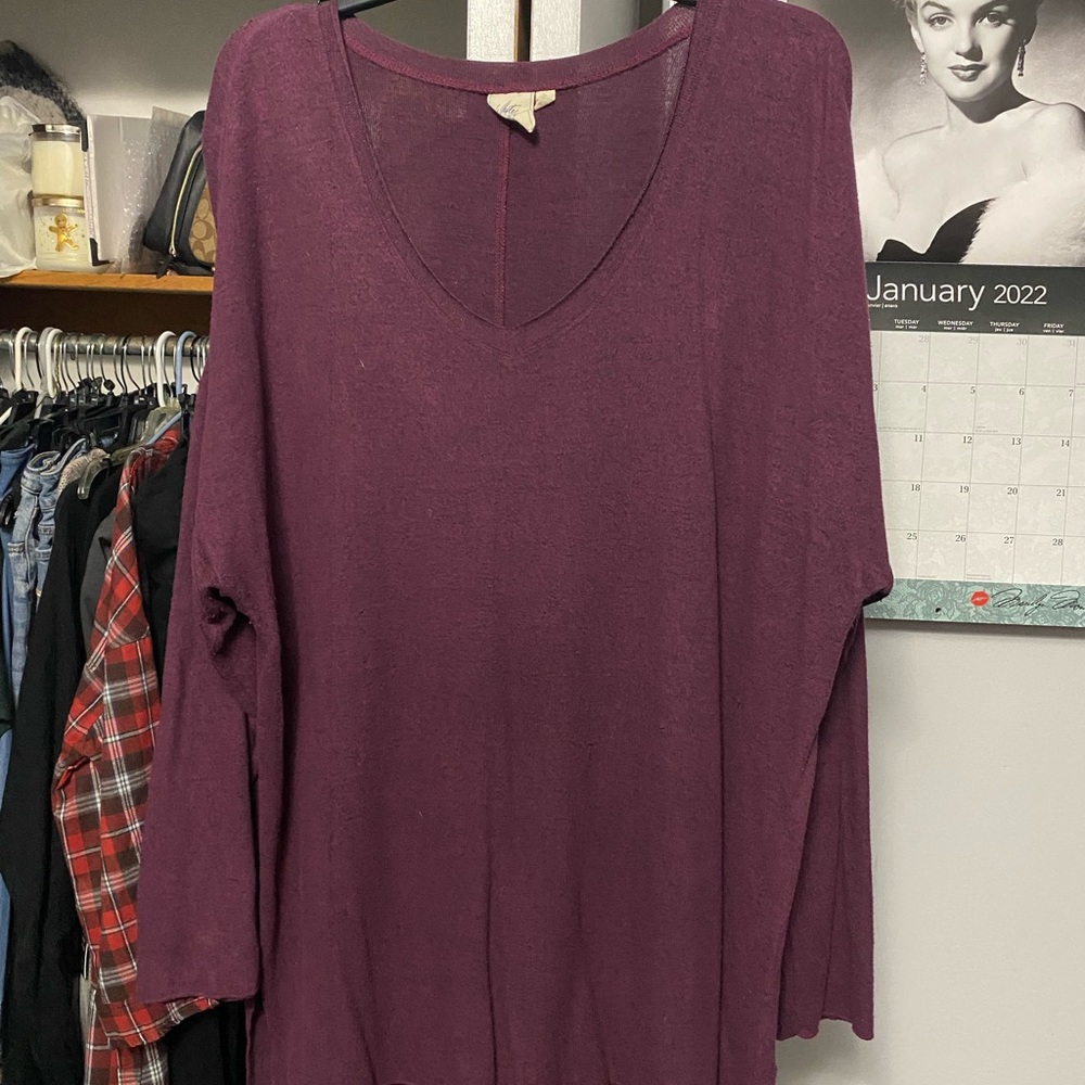 Buckle Long sleeved Knit Shirt